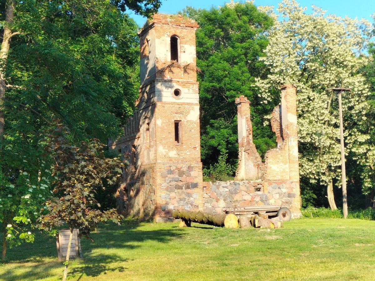 Hotel Dwor Woskrzenice Biała Podlaska Exterior foto