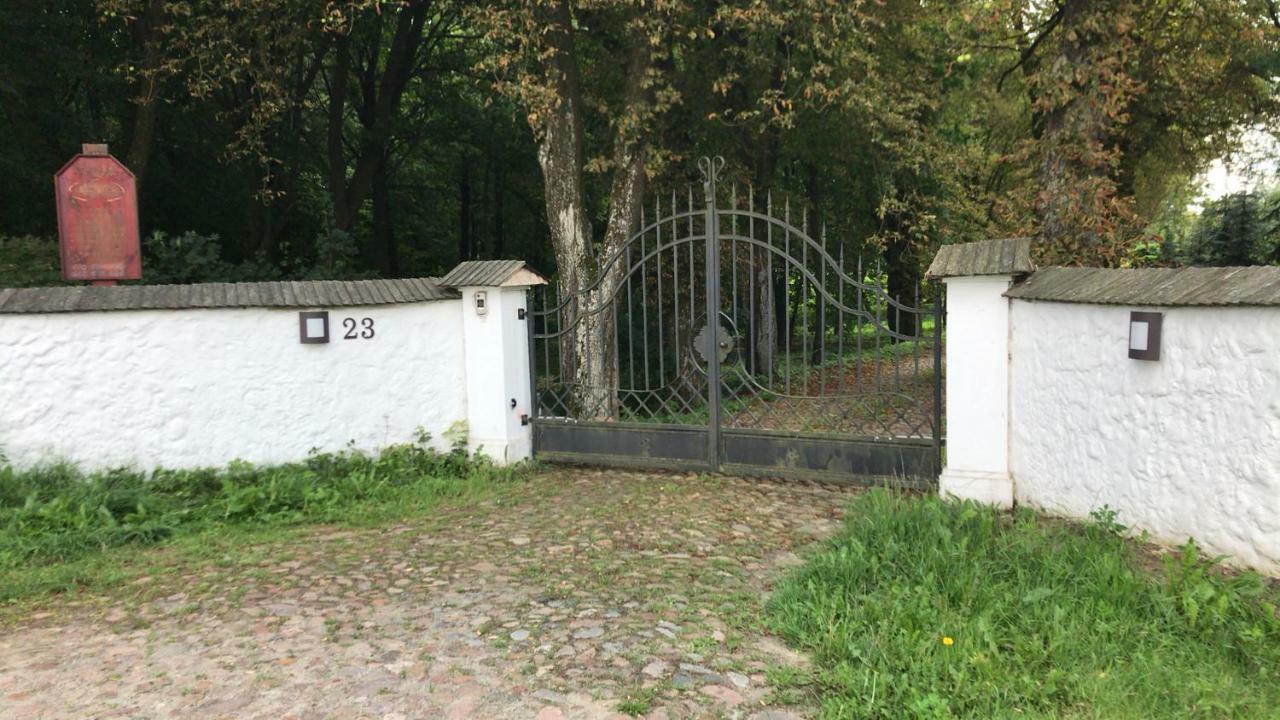 Hotel Dwor Woskrzenice Biała Podlaska Exterior foto